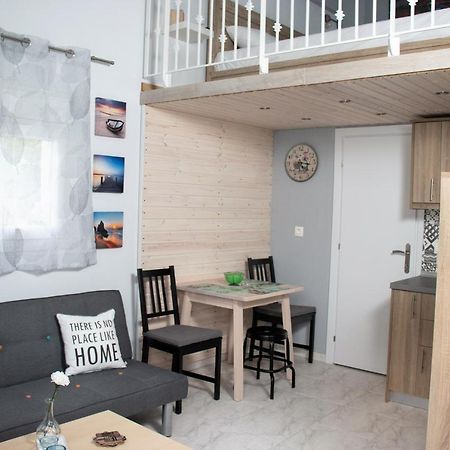 Filippou Luxury Apartments Flogita Exteriör bild
