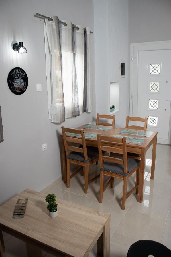 Filippou Luxury Apartments Flogita Exteriör bild