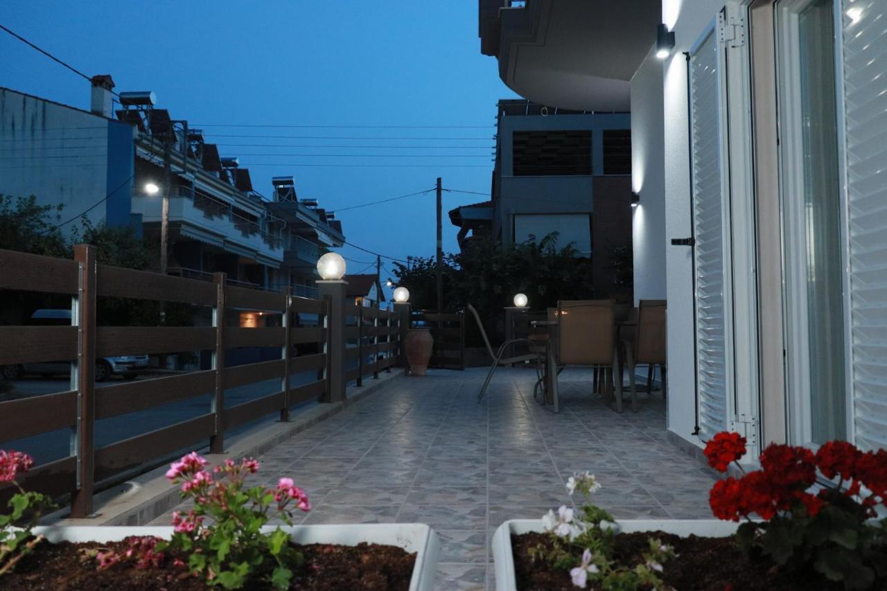 Filippou Luxury Apartments Flogita Exteriör bild